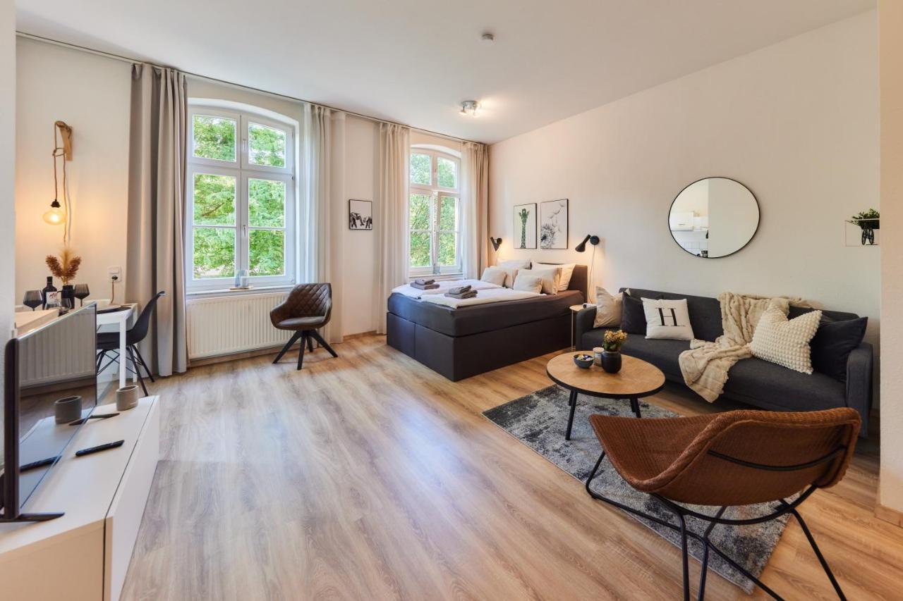 Studio3 Zentral Und Ruhig Mit Parkplatz, 5 Min Z Bali-T Und Gop, Boxspringbett Бад Ойнхаузен Екстериор снимка